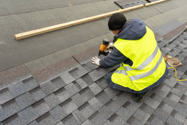 Best Commercial Roofing Services  in Mccom, OH