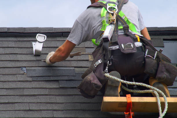 Best Tile Roofing Contractor  in Mccom, OH